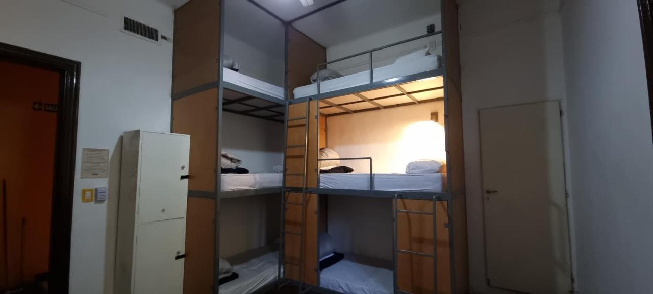 Katana Capsule Hostel เมนโดซา ภายนอก รูปภาพ